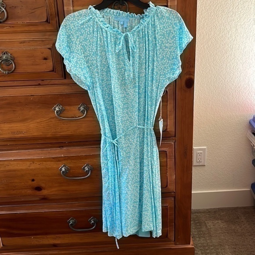 NWT Draper James blue and white dress, size medium!